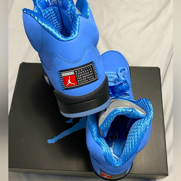 ❄️ AIR JORDAN 5 RETRO SE 'UNC' ❄️ - Picture 3 of 5